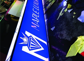 THI CÔNG HỘP ĐÈN QUẢNG CÁO IN UV TẠI NGUYỄN XÍ